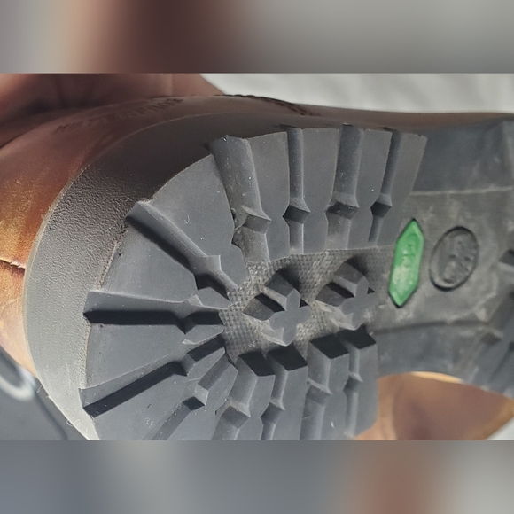 Timberland  Unisex Size Men7M/Women9M -Brown Leather Boots Durable Construction - Picture 10 of 11